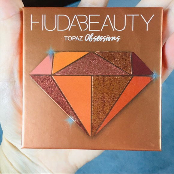 HUDA BEAUTY Other - 🎉HP🎉Huda Beauty Topaz Obsessions new . Purchased this year